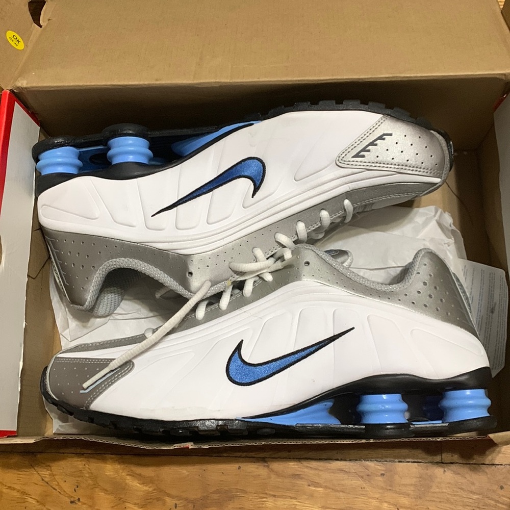 Nike shox R4